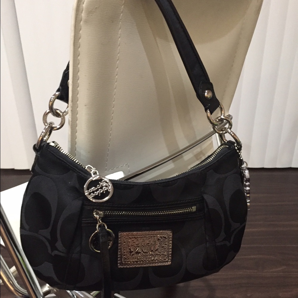 Authentic Coach Black Shoulder Bag