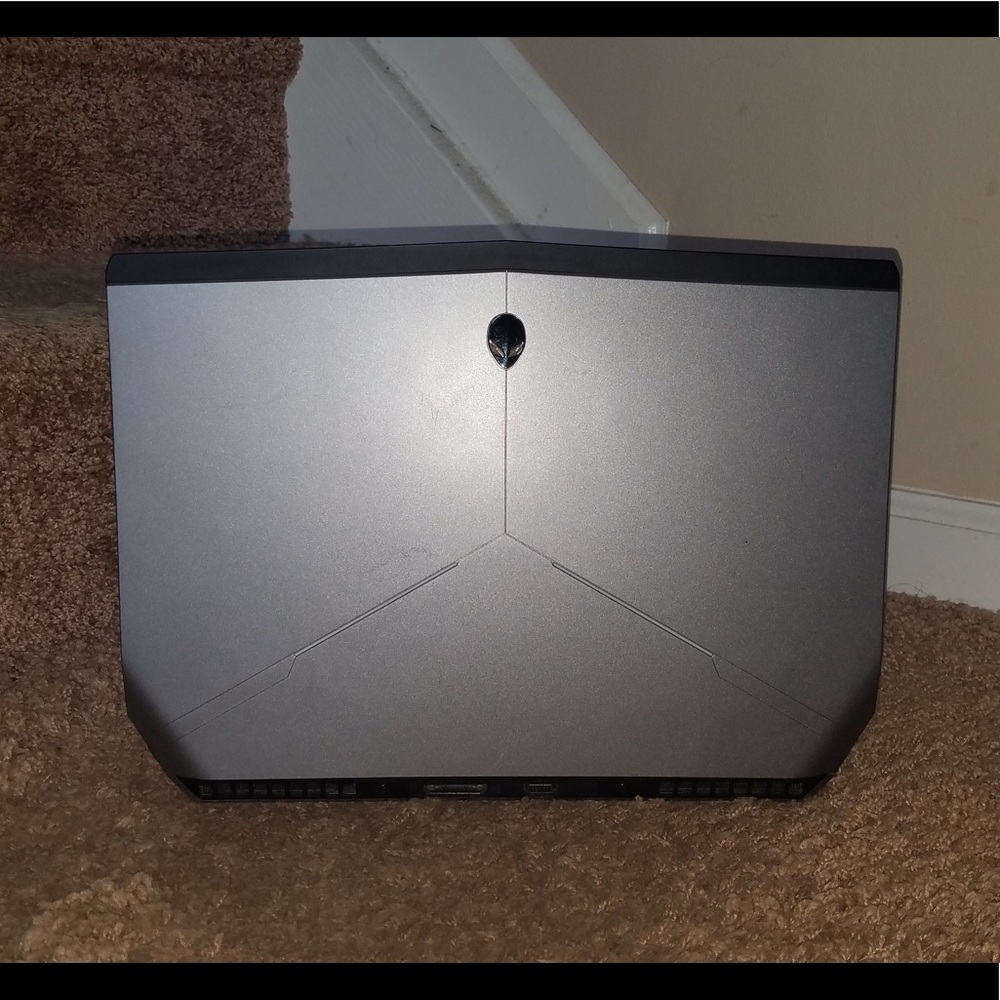 💻 Alienware 13 R2 6th Generation