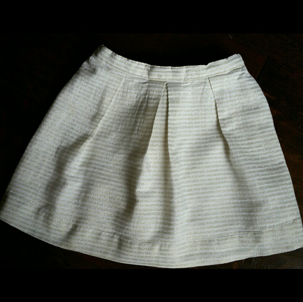 Girls Oshkosh skirt