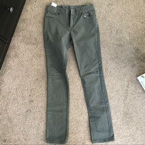 Gray Levi's 510 super skinny