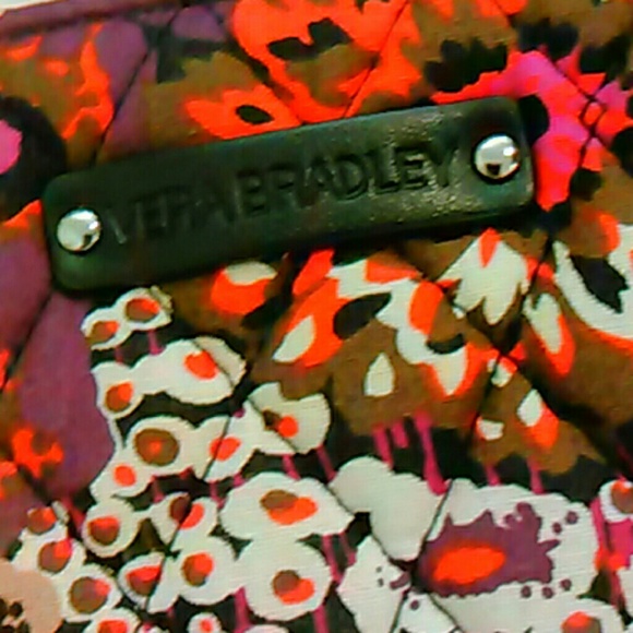 NWT wristlet Rosewood by Vera Bradley - Picture 3 of 5