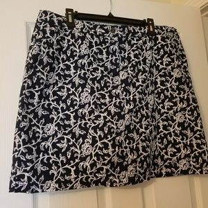 Navy & White Swirly Floral Print Skort
