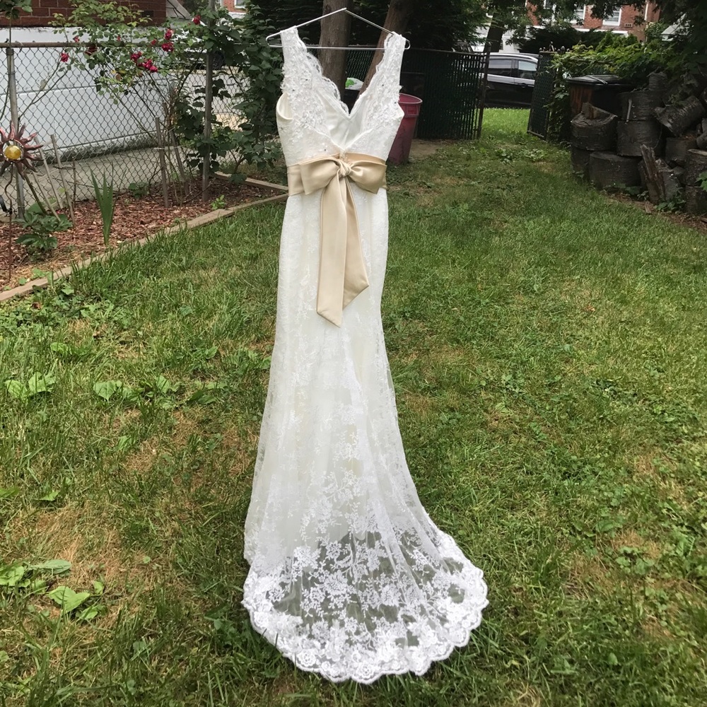 Wedding dress