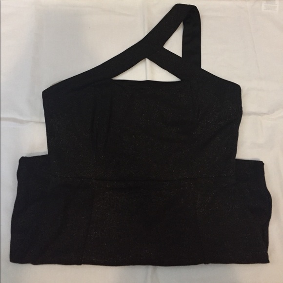 Black && Gold Mini Dress - Picture 4 of 4