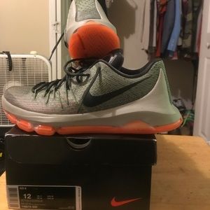 KD8