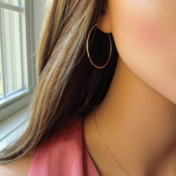 14K 𝗦𝗢𝗟𝗜𝗗 Yellow or Rose Gold Hammered/Textured Hoop Earrings Mid Sized - Picture 3 of 6