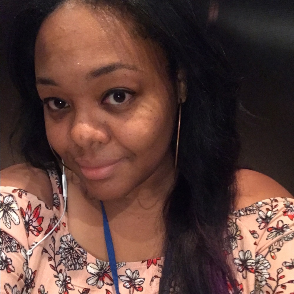 Meet your Posher, Keilah