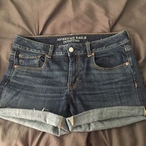american eagle denim shorts!