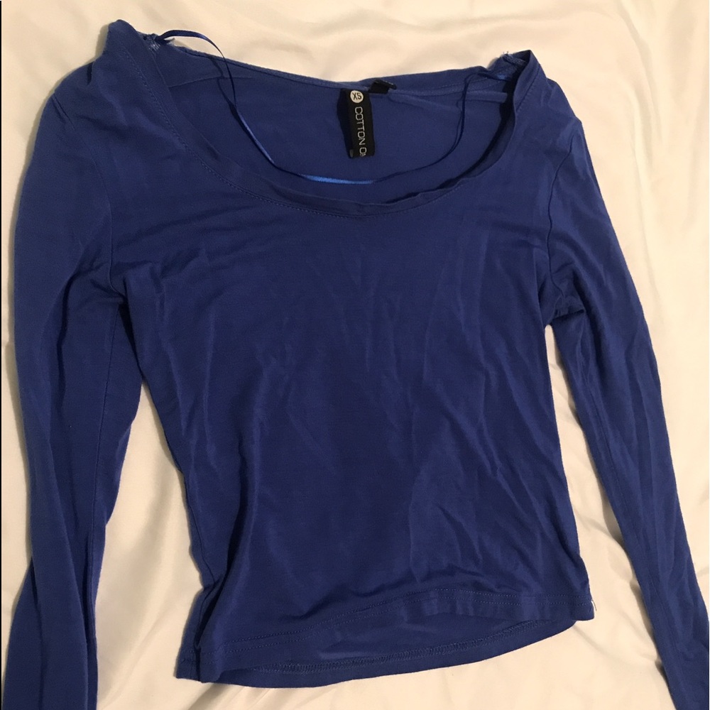 Blue tight croptop