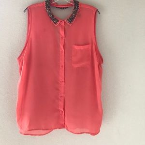 Size 2x top sleeveless
