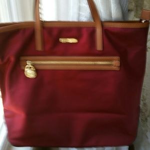 Michael kors large bag Burgandy new  no tag