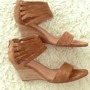 Halogen Swede light brown Wedge Sandal 8.5