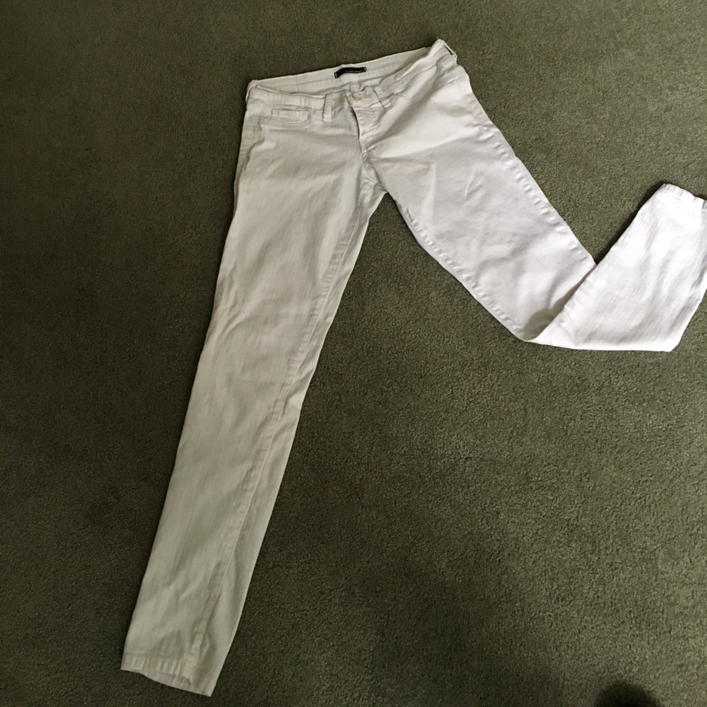 White jeans. 98%cotton 2% spandex