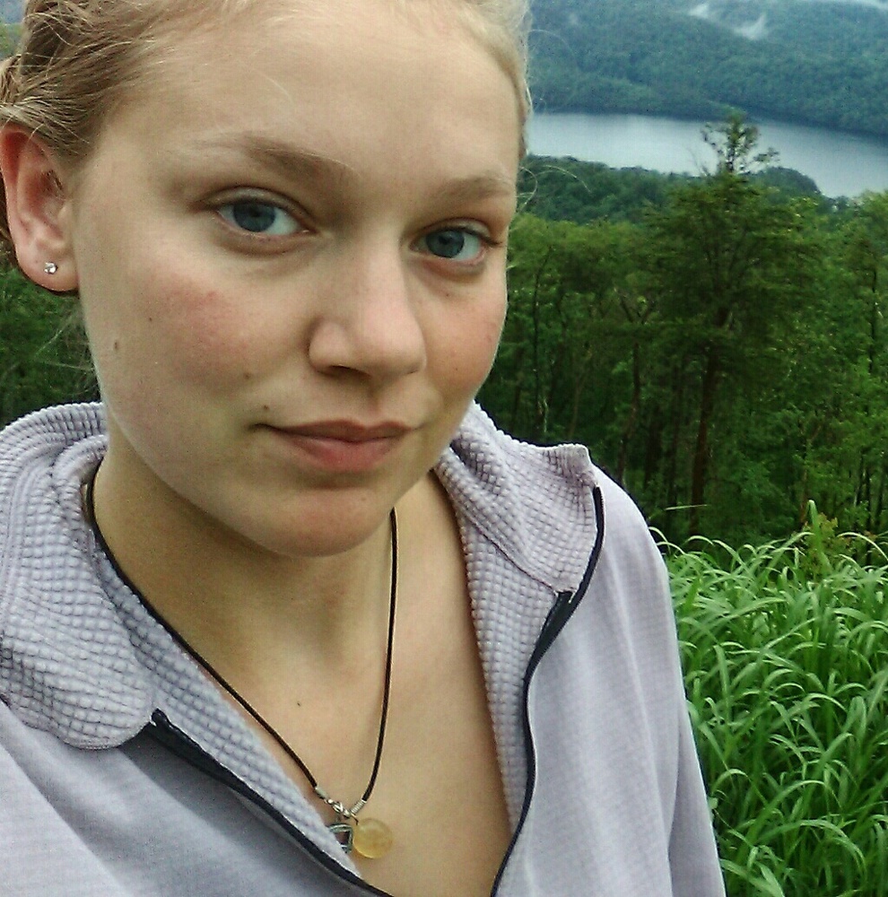 Meet your Posher, Monica