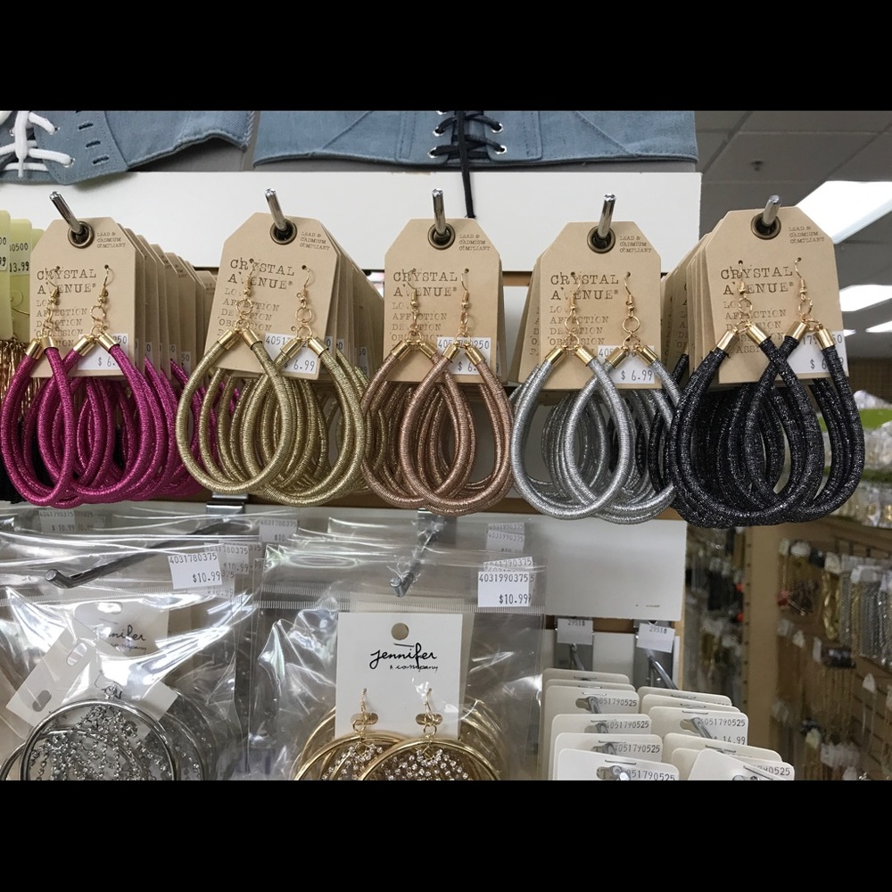 Hoop earrings (4 colors)