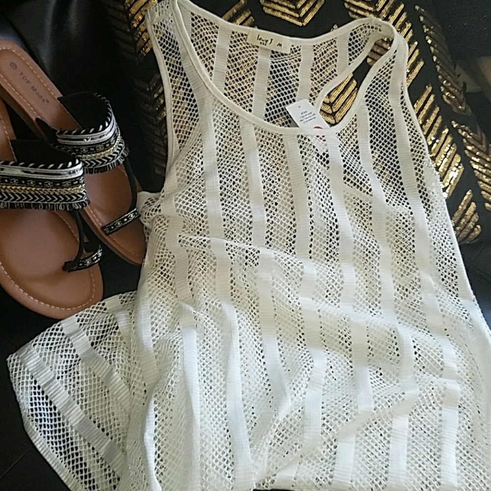 Swim suit cover up top