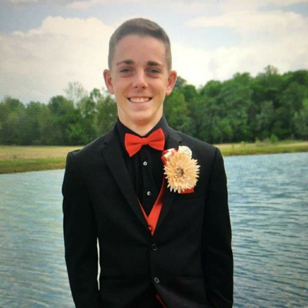 Meet your Posher, Travis