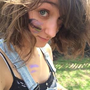 Meet your Posher, Lily