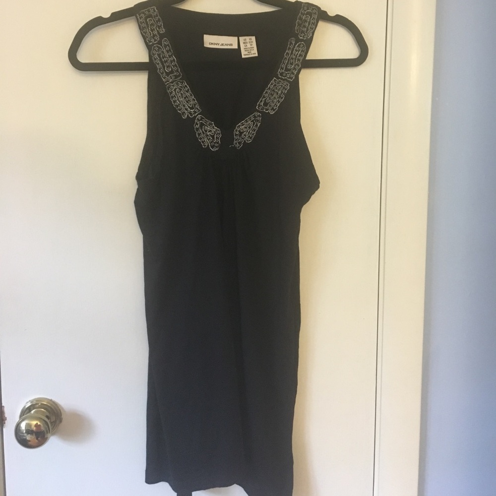 DKNY top