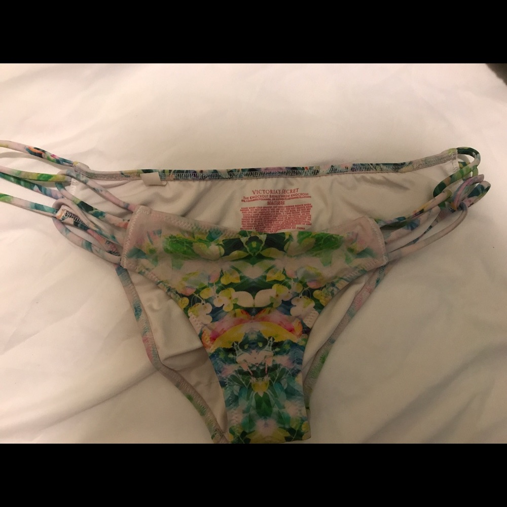 VS pretty bikini bottoms.