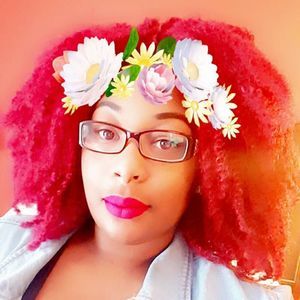 Meet your Posher, Roykeisha