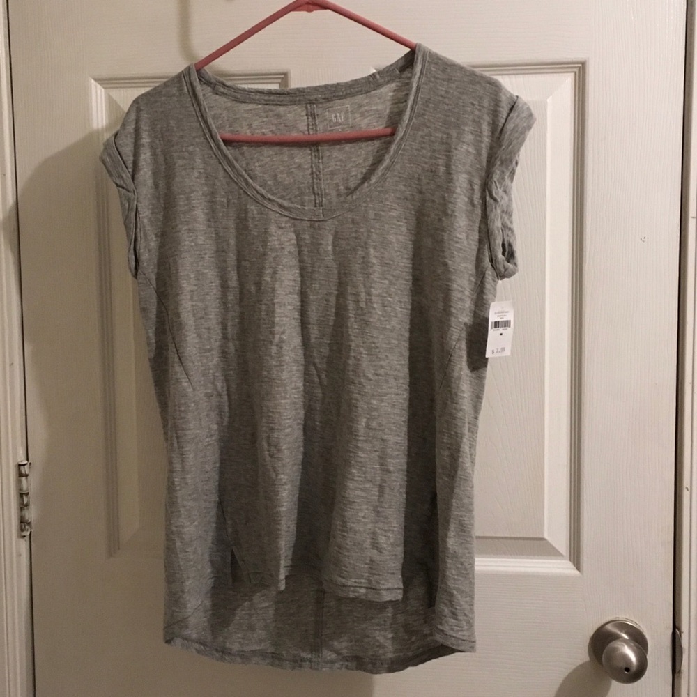 NWT Gap tee! Medium! Open to offers!