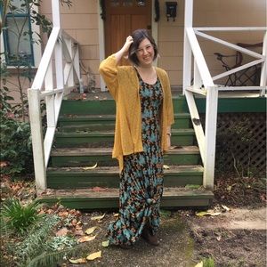 LuLaRoe Lyndsay