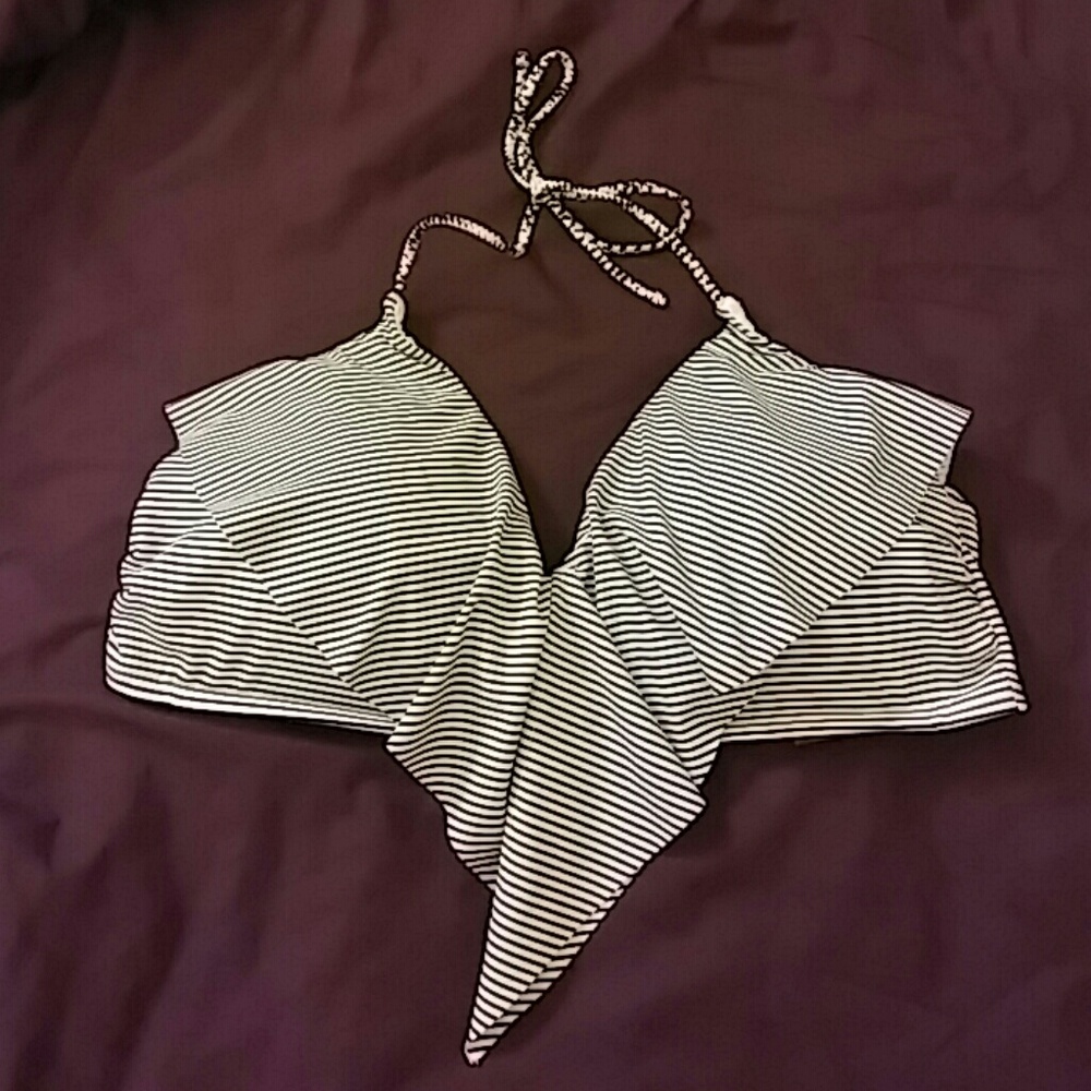 🇺🇸Flounce Navy White Stripe Bikini Top🇺🇸