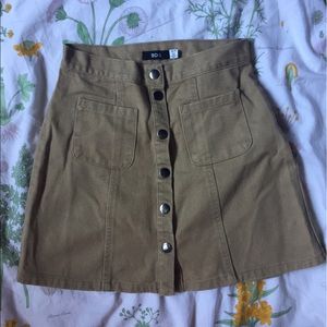 🌹NWOT Urban Outfitters Mini Skirt Button Up🌹