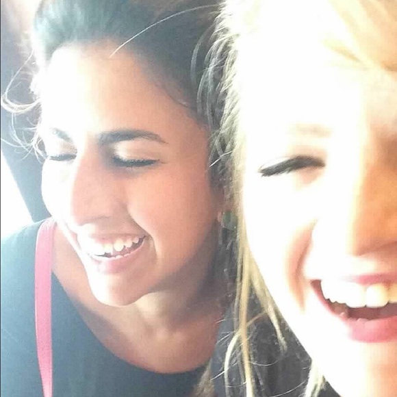 Meet your Posher, Elizabeth - Picture 1 of 1