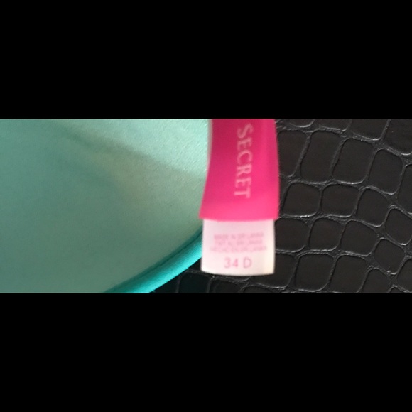 Victoria Secret Bikini Top - Picture 3 of 3