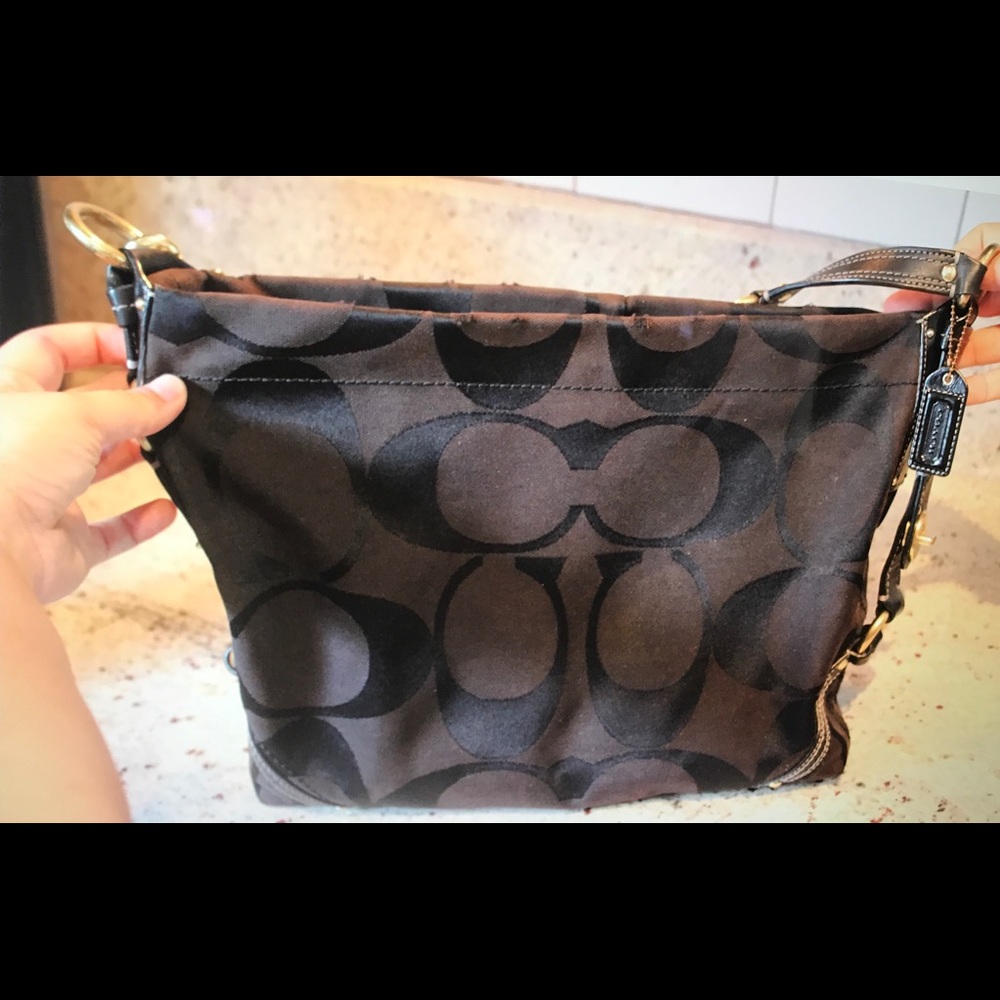 Black Coach Signature Slim Carly shoulder Bag