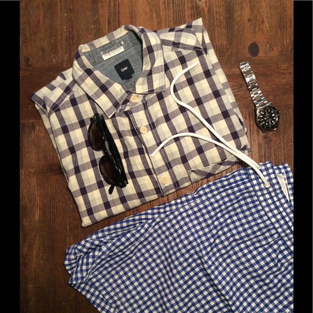 GAP casual long sleeve shirt. (S)