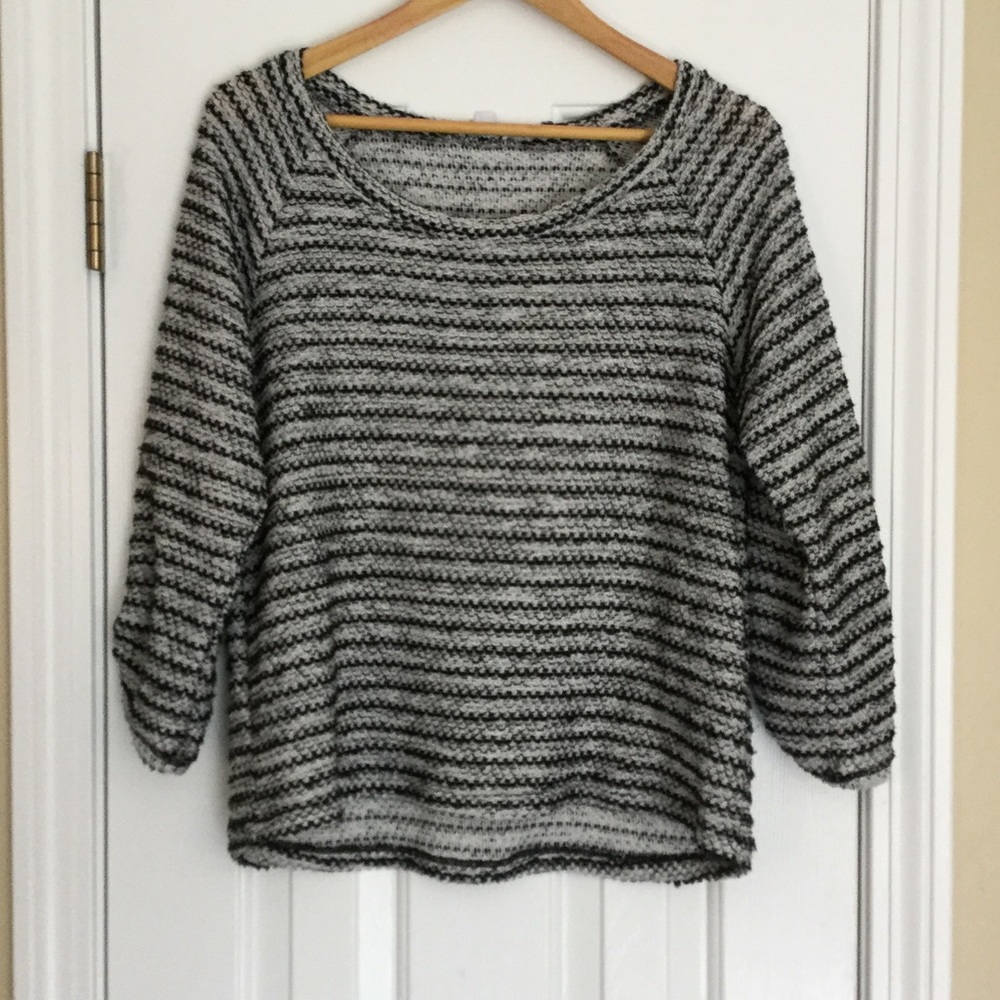 Splendid White And Black Stripped Sweater Top