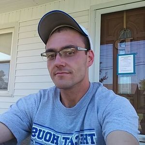 Meet your Posher, Travis