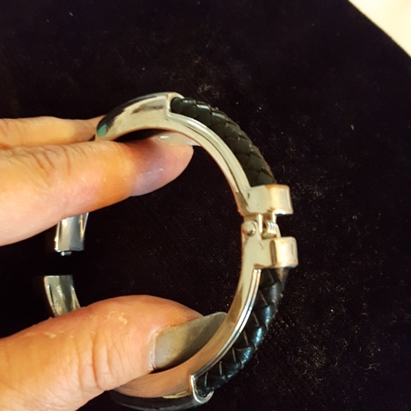 🧡Silver and Leather Bangle 🧡 - Picture 5 of 5