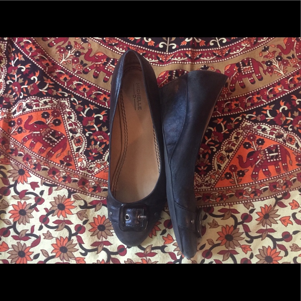 Michelle wedges
