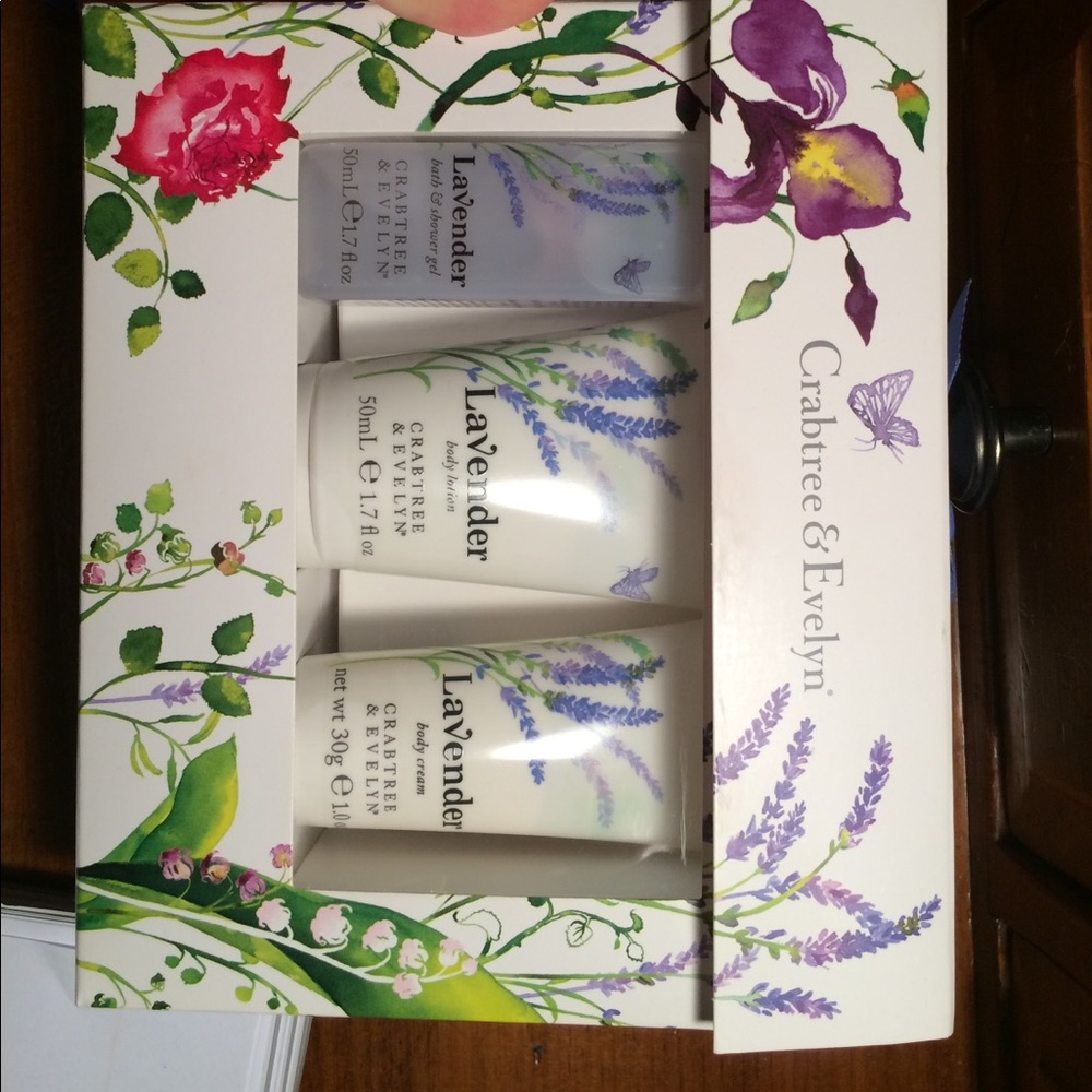 Crabtree & Evelyn Lavender Scented Gift Set