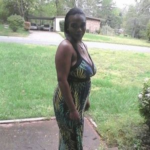 Meet your Posher, Tawonia