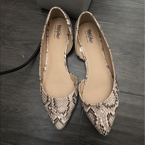 Leopard print flats