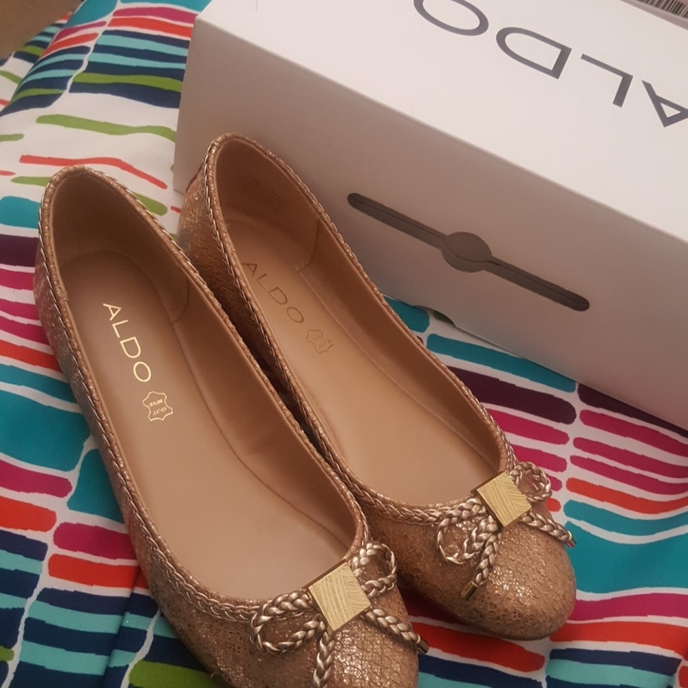 Narerien Aldo Gold Flats