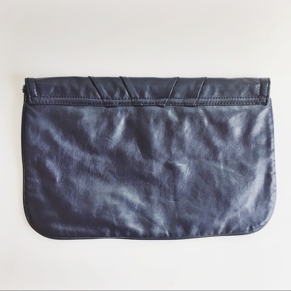 ❗️FREE with PURCHASE❗️Cute faux leather H&M clutch - Picture 3 of 5