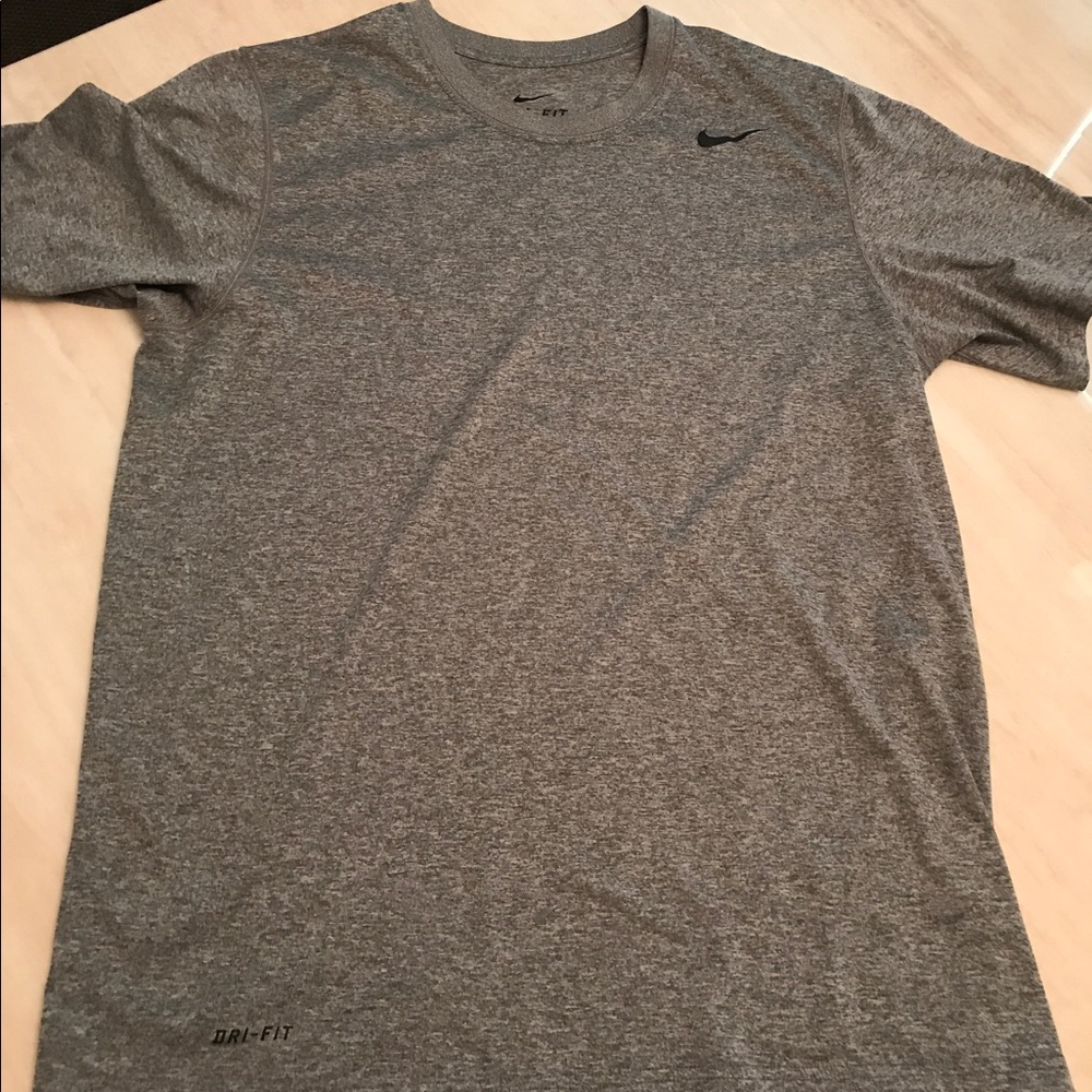 Men's Nike Shirt