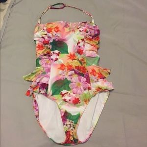 Jantzen one piece bathing suit