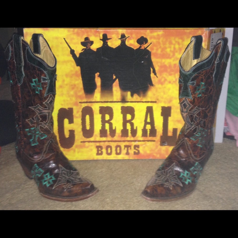 Corral Cowgirl Boots