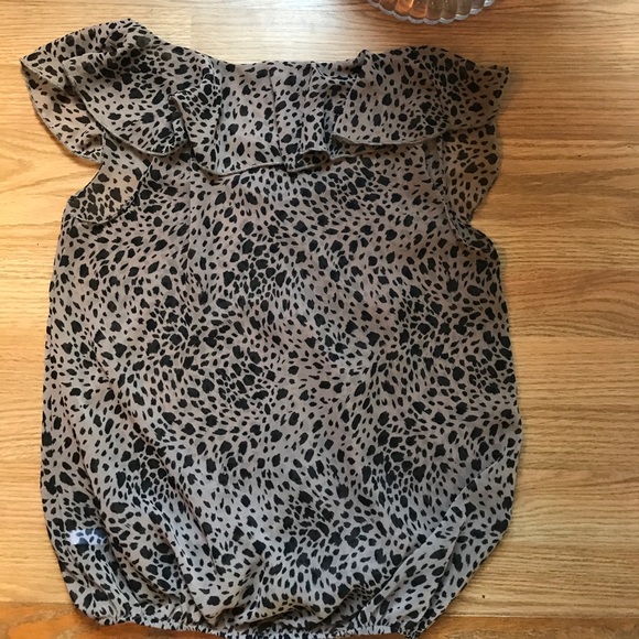 Soprano Leopard Ruffle Tank Top - Picture 3 of 3