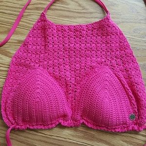 Billabong crochet high neck  bathing suit top