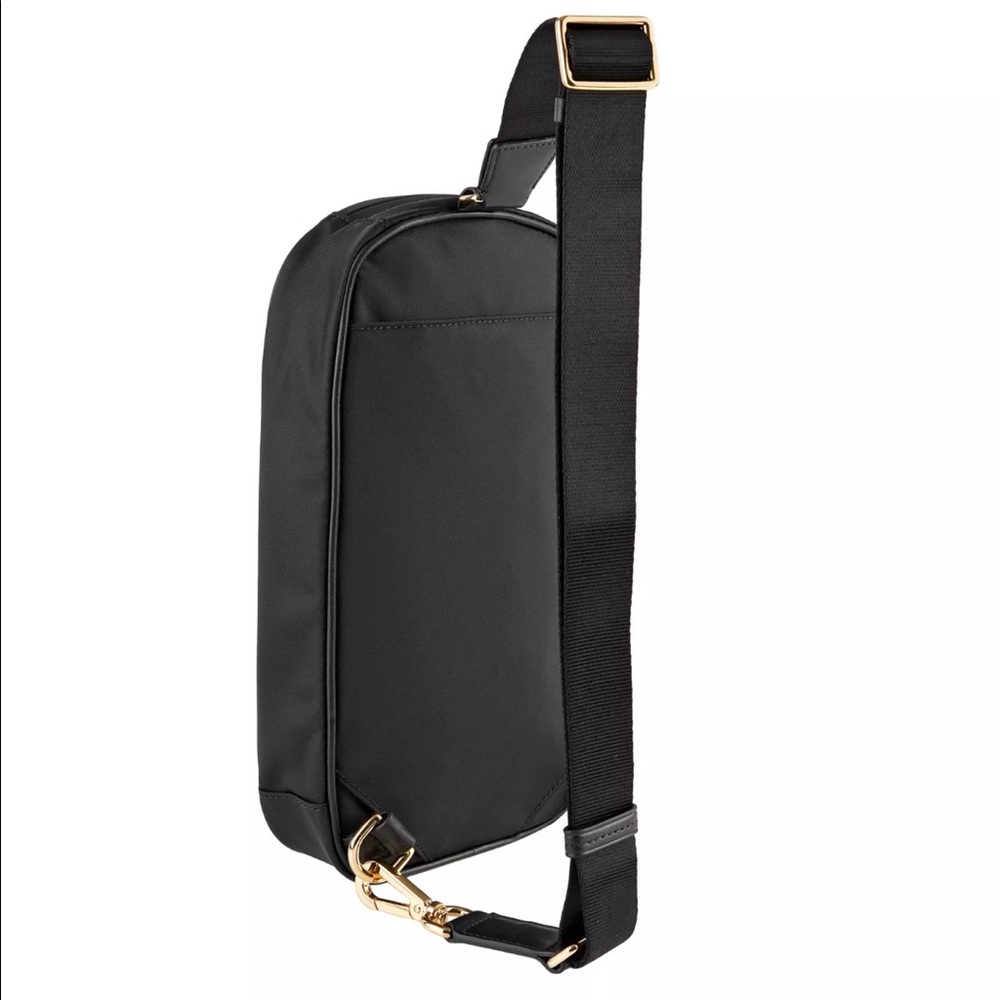 Tumi Mila Small Sling VOYAGEUR Black - Picture 4 of 8
