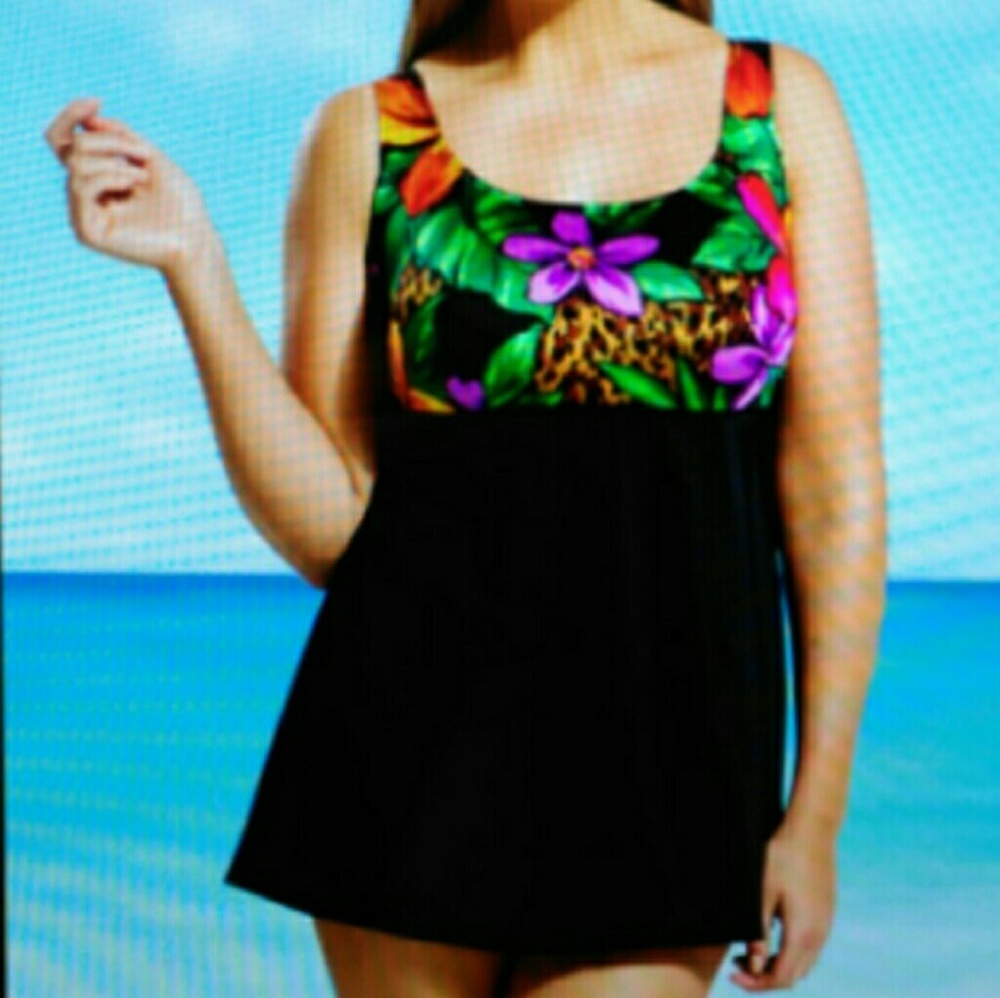 🌸On Hold🌸 NWT Longitude Tummy Control Empire 12