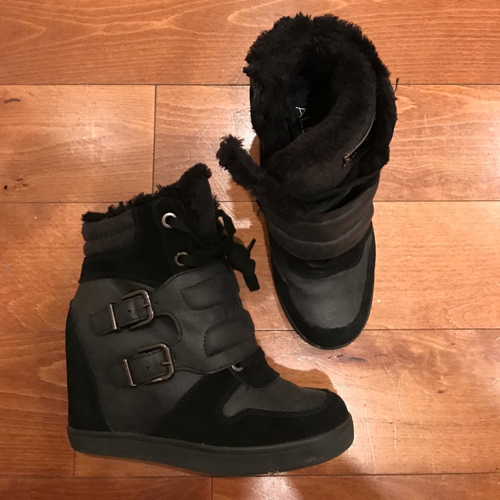 ALDO black Fur boot wedges 💕